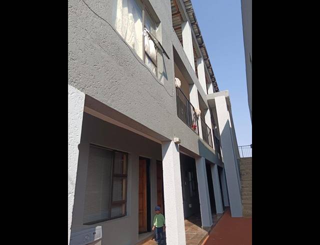 BUSINESS FOR SALE IN MAPETLA